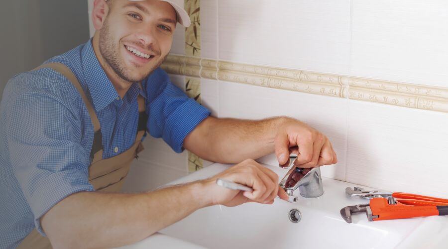Professional clogged drains services in Simms, TX